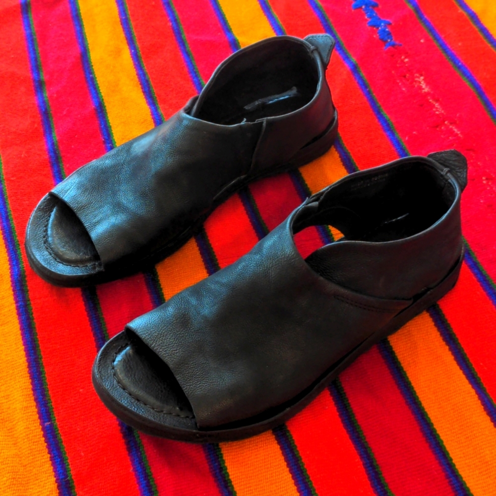 A.S.98 black leather shoes size 38